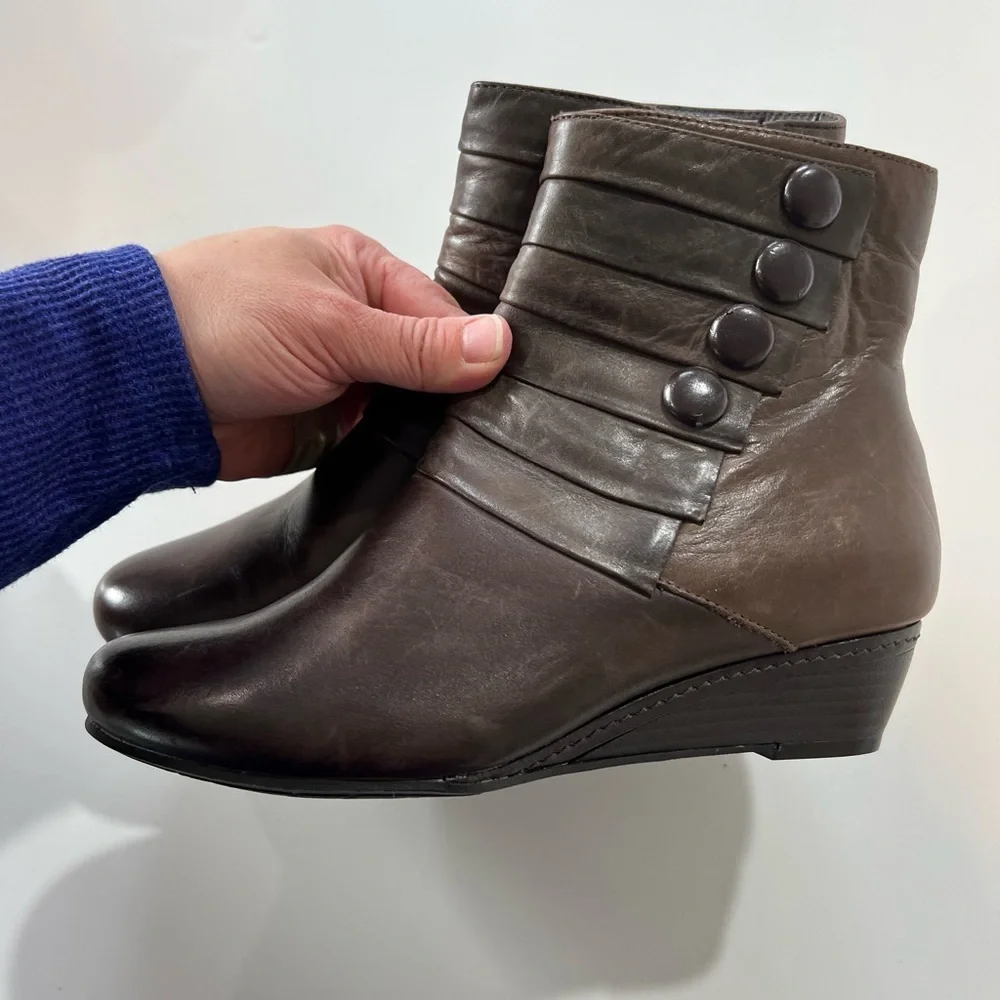 Spring Step Dark Brown Ankle Booties Fennel